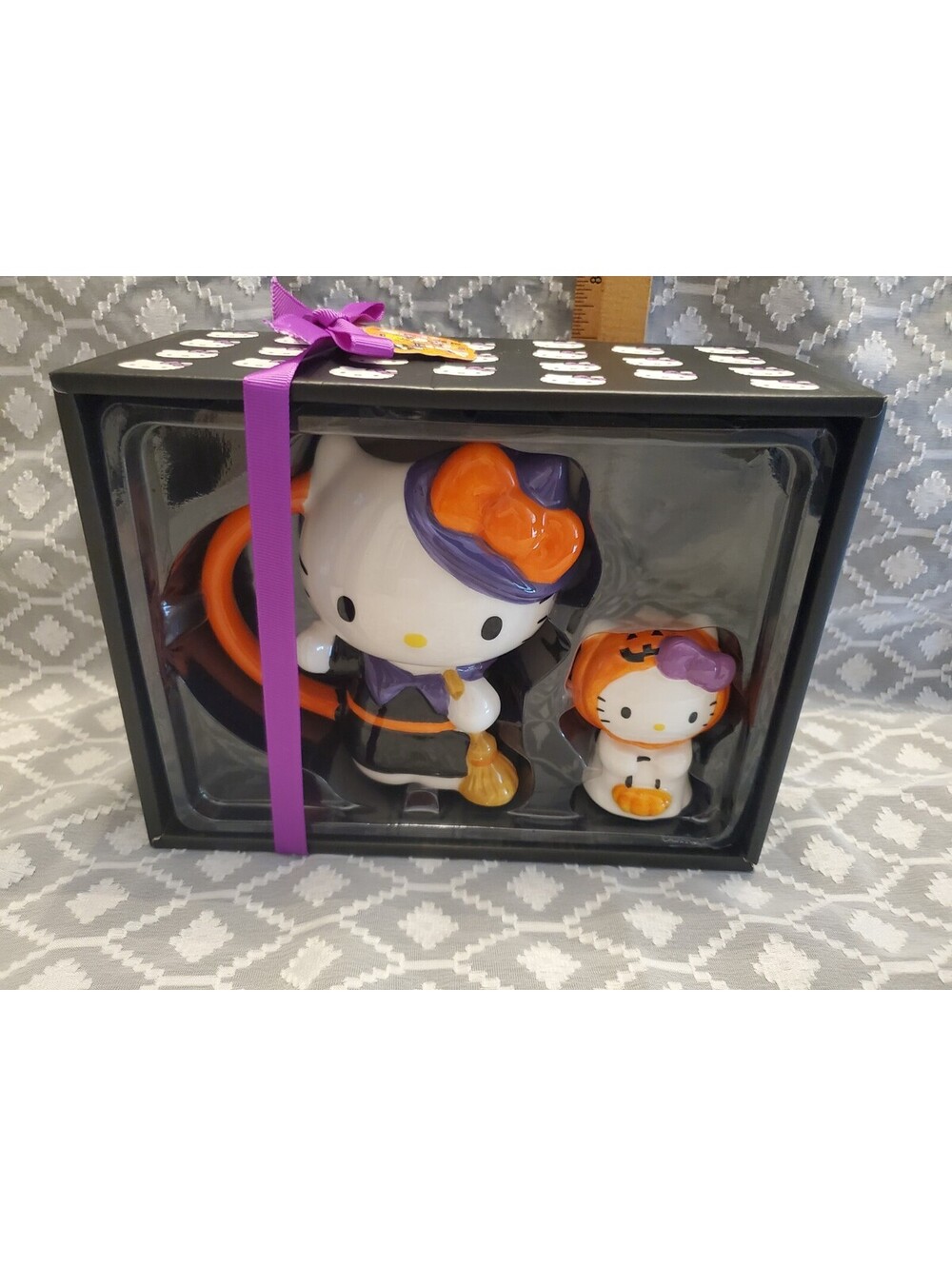 Hello Kitty Halloween Mug And Figurine